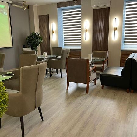 Tengri Hotel Atyraū Zewnętrze zdjęcie