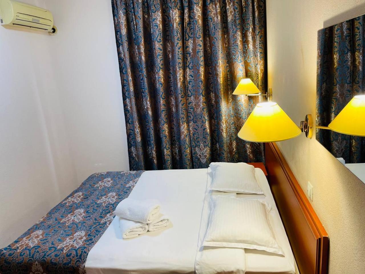 Tengri Hotel Atyraū Zewnętrze zdjęcie
